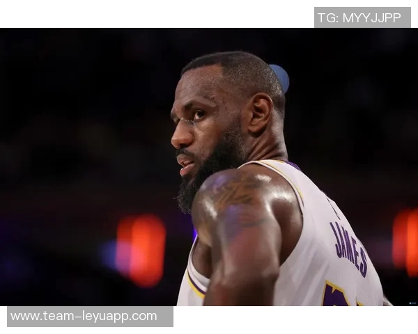 詹姆斯谈训练环境变化记者录像影响球员加练单挑情况